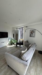 Salford Luxury 2Bed 2Bath Gym Balcony - 5