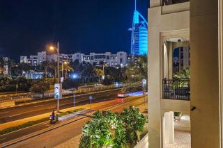 Luxurious Apartment in the Heart of Dubai - 6