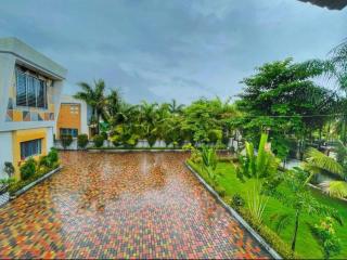 Ganesh Farm House - - 9