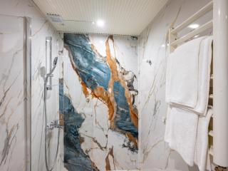 Grand Hotel Veliko Tarnovo - Veliko Tŭrnovo - 8