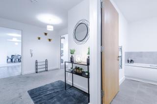 Charming Salford, Staycation, WiFi, Sleeps 5 - Manchester - 5