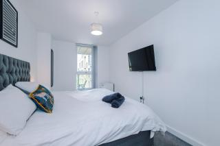 Charming Salford, Staycation, WiFi, Sleeps 5 - Manchester - 4