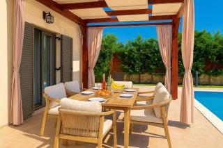 Harma Villa with Private Pool - Roúpai - 2