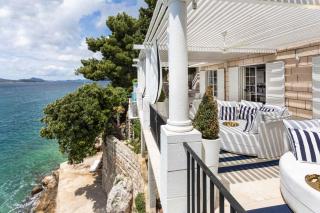 Elegant Lozica Villa 4 Bedrooms Villa Dubrovnik Palazio Seafront Villa Beautiful Infinity Pool Dubrovnik - Dubrovnik - 9