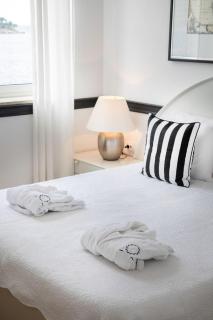 Elegant Lozica Villa 4 Bedrooms Villa Dubrovnik Palazio Seafront Villa Beautiful Infinity Pool Dubrovnik - Dubrovnik - 1