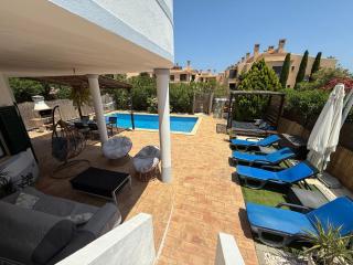 Spacious 3 bedroom villa with pool - Luz - 5
