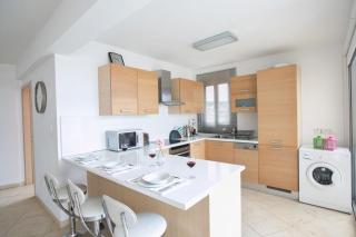 Apt Lasonos Asimi - Luxury 3 Bedroom Appartment - Protaras Apt With Communal Pool On Fig Tree Bay - Protaras - 6