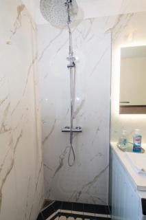Ground floor apartment just above the city center - Akureyri - 4