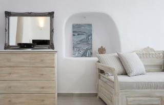 Elegant Santorini House 2 Bedroom Villa Caldera View Hot-Tub - 5
