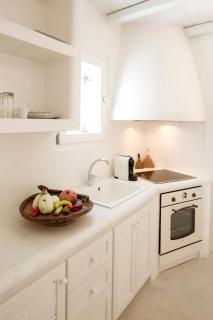 Luxury Naxos Villas Grande Suite Air Conditioning Outdoor Pool - 4