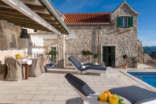 Exquisite Brac Villa 3 Bedrooms Villa Belle Murvica Overlooking The Adriatic Sea Private Pool Murvica - Murvica - 7