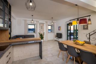 Exquisite Brac Villa 3 Bedrooms Villa Belle Murvica Overlooking The Adriatic Sea Private Pool Murvica - Murvica - 5