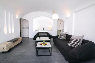 Luxury Santorini Villa Ocean Breeze Villa 2 Bedrooms Sea Caldera View Jacuzzi Plunge Oia - Thólos - 7