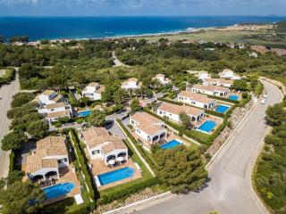 Villa Finesse 1 - Lovely 3 Bedroom Villa - Great Pool Area - Perfect For Families - Son Bou - 9