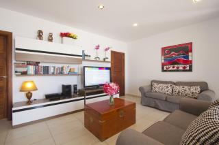 Brilliant Puerto Del Carmen Villa Dos Piedras 4 Bedrooms Private Pool - 2