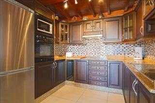 Brilliant Puerto Del Carmen Villa Dos Piedras 4 Bedrooms Private Pool Rustic Styled Interior - Tías - 1