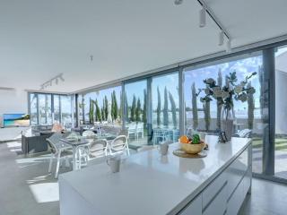 Villa Limni Dyo - Luxurious Contemporary 3 Bedroom Villa With Sea Views And Hot - 5