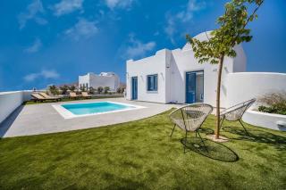 Beautiful Santorini Villa 2 Bedroom Villa Private Pool & Magical Sea Views - 9