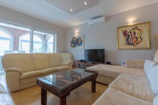 Stunning Dubrovnik Villa 9 Bedrooms Villa Zaton Deluxe Amazing Sea Views - 3