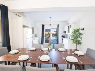 Villa Lefko Sunshine - Lovely 4 Bedroom Protaras Villa With Pool - 2 Minute Walk To Fig Tree Bay - Protaras - 9