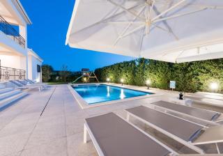 Luxurious Zadar Villa 5 Bedrooms Villa Tranquil Adore Private Heated Pool - 3