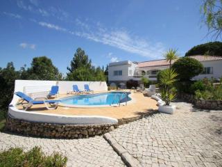 Classic Albufeira Villa Casa Bella Private Pool 4 Bedrooms Short Walk To Restaurant - Albufeira - 4