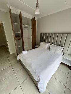 Naidzulafi lagoon 3-bed entire apartment - Pretoria - 1