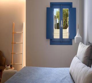 Luxury Santorini Villa 4 Bedroom Villa Secluded Location Private Pool Megalochori - Megalochori - 1
