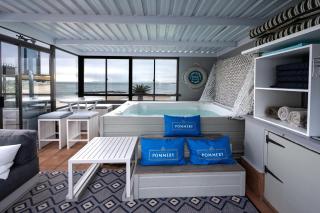 Beach2Anchor, Beachfront 4 bedroom condo with Jacuzzi - 5