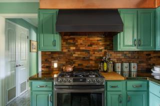 Family-Friendly Ranch Retreat with a Stunning Pool - Driftwood - 2