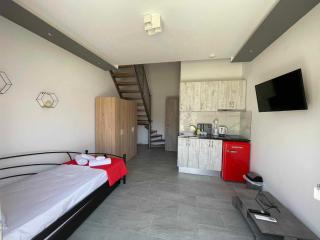 Chalkias Rooms - Sykia - 9