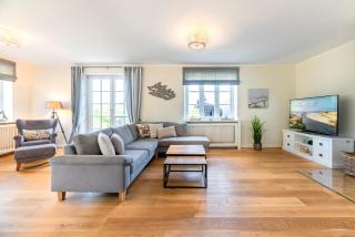 Caras Hus - Midlum - 2