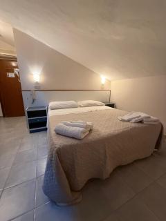 Hotel Anny - 4