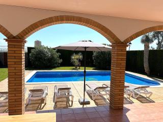 Stylish villa with private pool in the Bay of Roses, Nautic Parc 9 - 8