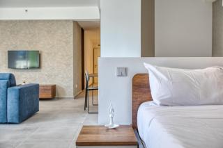 Stylish Apartment Heart of St Julians Sleeps 5 - 1