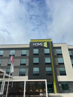 Home2 Suites Bastrop - Bastrop - 0