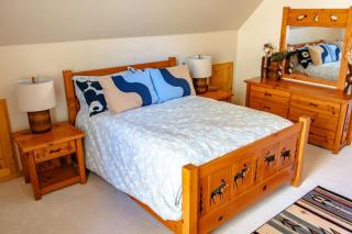 Relaxing 3 bedroom, 2 bathroom comfortable Running Y chalet - Klamath Falls - 6