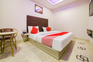 Hotel O The Sterling New Delhi railway station - 8