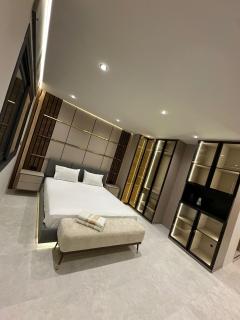 Studio sky lux 94 - 0