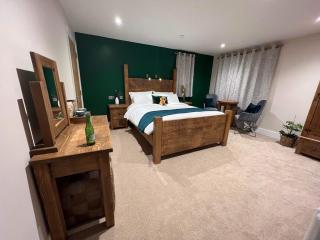 Bulls Head - Holymoorside - Chesterfield - 7