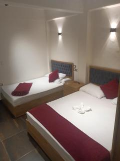 Town View Hotel - 8