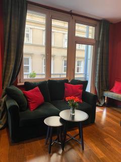 Vienna 1st District with Balcony and AirCon - Wenen - 5