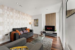 The Artist Abode in Central Manchester - Parking - Manchester - 2