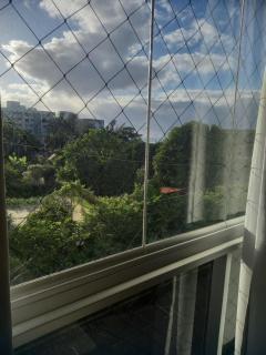 Apartamento 305 na Bacutia, a 20m da praia, 2Q, 1suíte, frente, sol da manhã, piscina, sauna e 1 VG - 8