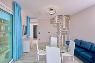 Sunset Apartments - 4