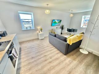 Modern Flat Minutes Walk From Restaurants - Bars - Clubs - Beach - Bournemouth - 2