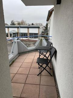 Mercedes, Böblingen, Küche, Parken, Balkon - Böblingen - 2