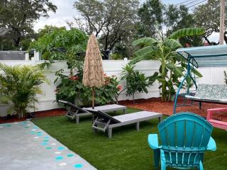 Tropical House - Clearwater - 9