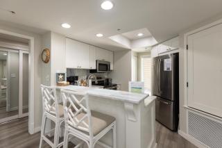 407 Barrington Arms - 1