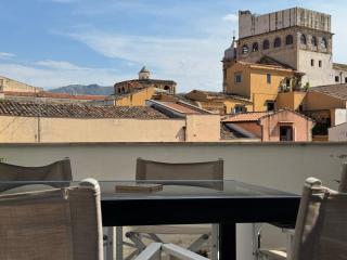 Meetup on The Terrace View With private parking - 9